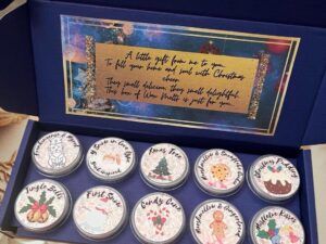 Alternative view of 10 Pot Candle Melt Box Blue (10 boxes)